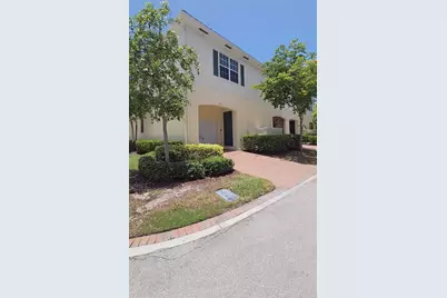 243 SW 7th Court #243, Pompano Beach, FL 33060 - Photo 1