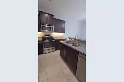 243 SW 7th Court #243, Pompano Beach, FL 33060 - Photo 3