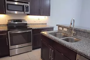 243 SW 7th Ct, Pompano Beach, FL 33060 - Photo 3