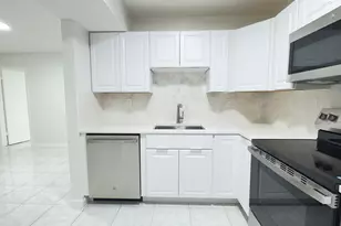 20015 NE 3rd Ct, Miami, FL 33179 - Photo 3