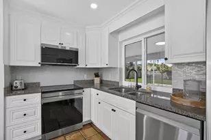 11760 Inverness Cir, Wellington, FL 33414 - Photo 3