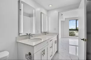 100 W Hidden Valley Blvd, Boca Raton, FL 33487 - Photo 5