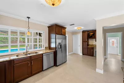 5720 SW 7th Street, Plantation, FL 33317 - Photo 9