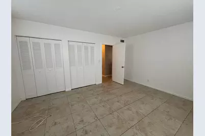 491 NW 42nd Avenue #Unit 4, Plantation, FL 33317 - Photo 9