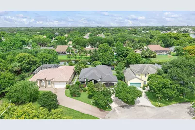 5165 NW 50th Avenue, Coconut Creek, FL 33073 - Photo 11
