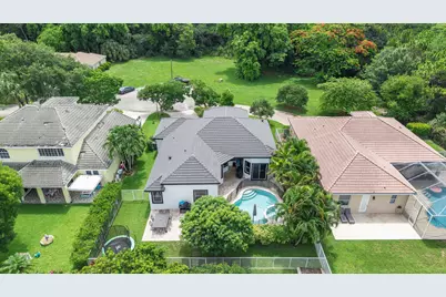 5165 NW 50th Avenue, Coconut Creek, FL 33073 - Photo 15