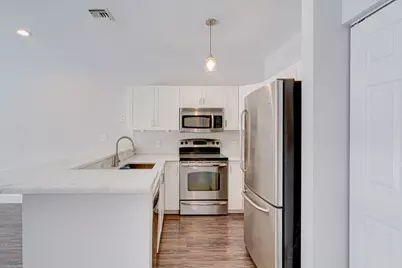 804 SW 4th Avenue, Fort Lauderdale, FL 33315 - Photo 9