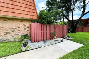 1545 Augusta Cir, Delray Beach, FL 33445 - Photo 5
