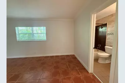 1640 NE 4th Place #2, Fort Lauderdale, FL 33301 - Photo 5