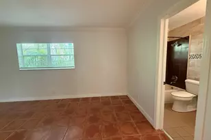1640 NE 4th Pl, Fort Lauderdale, FL 33301 - Photo 5