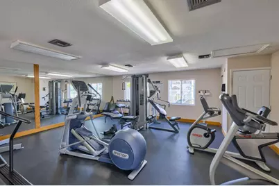 2147 Discovery Circle W, Deerfield Beach, FL 33442 - Photo 31