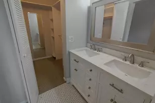 2147 Discovery Cir W, Deerfield Beach, FL 33442 - Photo 17