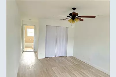 647 Latona Avenue, Lake Worth, FL 33460 - Photo 5