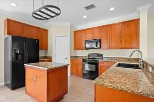 127 Greenwich Cir, Jupiter, FL 33458 - Photo 11