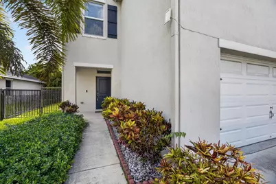 3758 Whitney Park Lane, Greenacres, FL 33463 - Photo 9