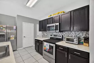 3758 Whitney Park Ln, Greenacres, FL 33463 - Photo 13