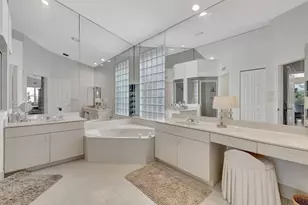 11922 Fountainside Cir, Boynton Beach, FL 33437 - Photo 23