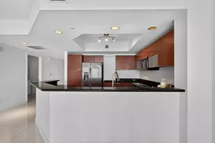 2650 Lake Shore Dr, Riviera Beach, FL 33404 - Photo 9