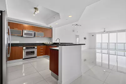 2650 Lake Shore Drive #1005, Riviera Beach, FL 33404 - Photo 5
