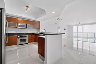 2650 Lake Shore Dr, Riviera Beach, FL 33404 - Photo 5