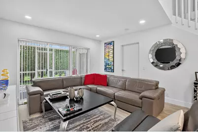 10401 Lake Vista Circle, Boca Raton, FL 33498 - Photo 13
