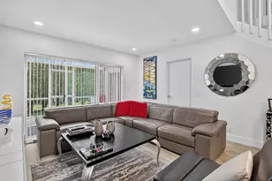 10401 Lake Vista Cir, Boca Raton, FL 33498 - Photo 13