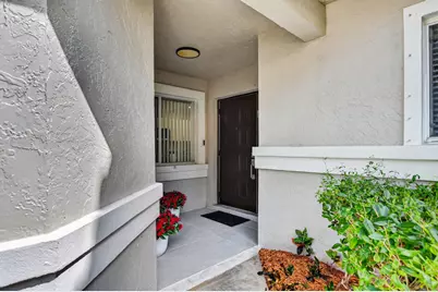 10401 Lake Vista Circle, Boca Raton, FL 33498 - Photo 5