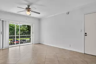 13 Jacaranda Dr, Plantation, FL 33324 - Photo 7