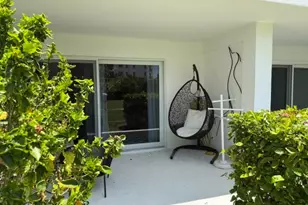 33 S Ocean Ave, Singer Island, FL 33404 - Photo 9