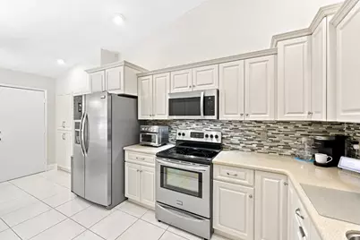8343 Springlake Drive, Boca Raton, FL 33496 - Photo 19
