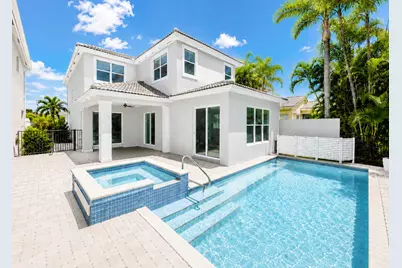 207 Isle Verde Way, Palm Beach Gardens, FL 33418 - Photo 1