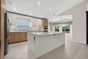 8135 Playa Del Sur Blvd, Lake Worth, FL 33467 - Photo 9