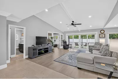 22018 Colony Drive, Boca Raton, FL 33433 - Photo 9