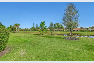 5620 Spindle Palm Court #E, Delray Beach, FL 33484 - Photo 21