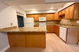 814 Sandtree Dr, Palm Beach Gardens, FL 33403 - Photo 9