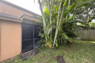 814 Sandtree Dr, Palm Beach Gardens, FL 33403 - Photo 25