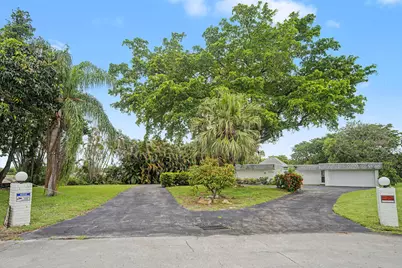 5707 White Hickory Circle, Tamarac, FL 33319 - Photo 3