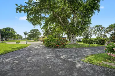 5707 White Hickory Circle, Tamarac, FL 33319 - Photo 41