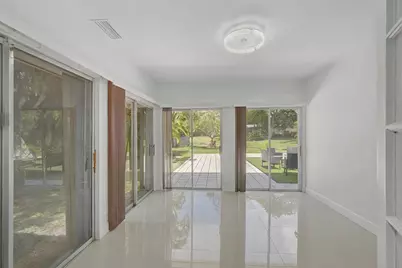 5707 White Hickory Circle, Tamarac, FL 33319 - Photo 29