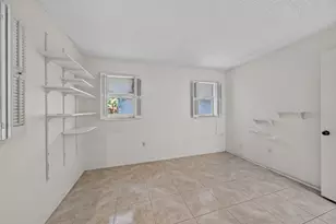 8101 N Sunrise Lakes Dr N, Sunrise, FL 33322 - Photo 15
