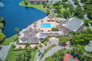 8101 N Sunrise Lakes Dr N, Sunrise, FL 33322 - Photo 5