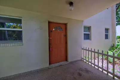 8101 N Sunrise Lakes Drive N #112, Sunrise, FL 33322 - Photo 7