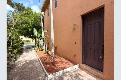3261 Scarletta Drive, Riviera Beach, FL 33404 - Photo 15