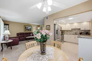54 Capri B, Delray Beach, FL 33484 - Photo 7
