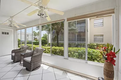 54 Capri B, Delray Beach, FL 33484 - Photo 9