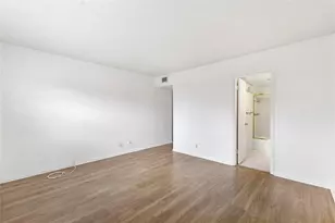 9101 W Sample Rd, Coral Springs, FL 33065 - Photo 17