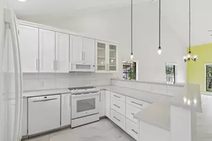 2656 Riverside Dr, Coral Springs, FL 33065 - Photo 11