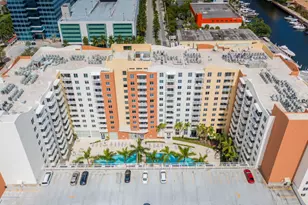 18800 NE 29th Ave, Miami, FL 33180 - Photo 3