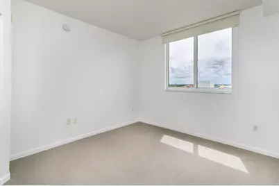 18800 NE 29th Avenue #923, Miami, FL 33180 - Photo 15