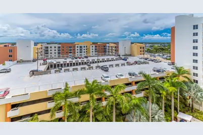 18800 NE 29th Avenue #923, Miami, FL 33180 - Photo 21